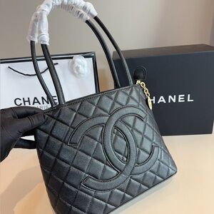 Chanel Black Quilted Shoulder Bag